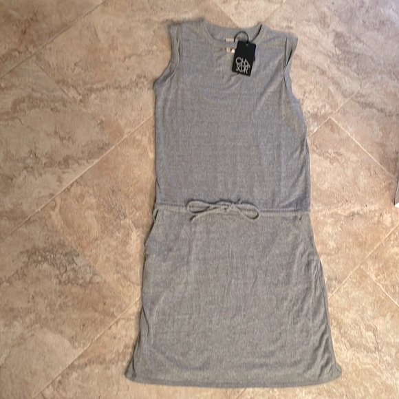 New Chaser short sleeve T-shirt dress drawstring keyhole  casual woman’s small - Picture 2 of 7